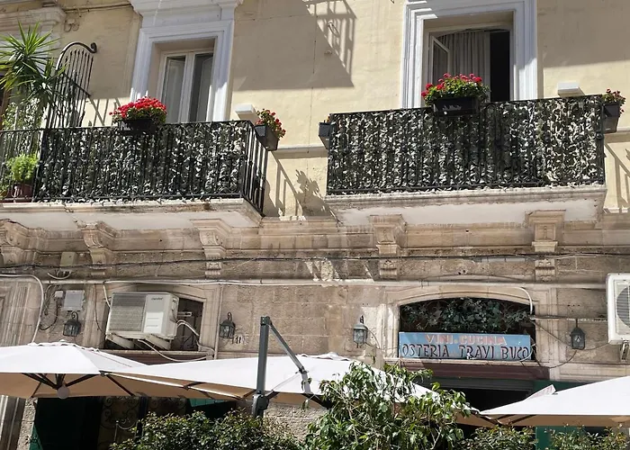 Hotel Palazzo Le Travi Bari